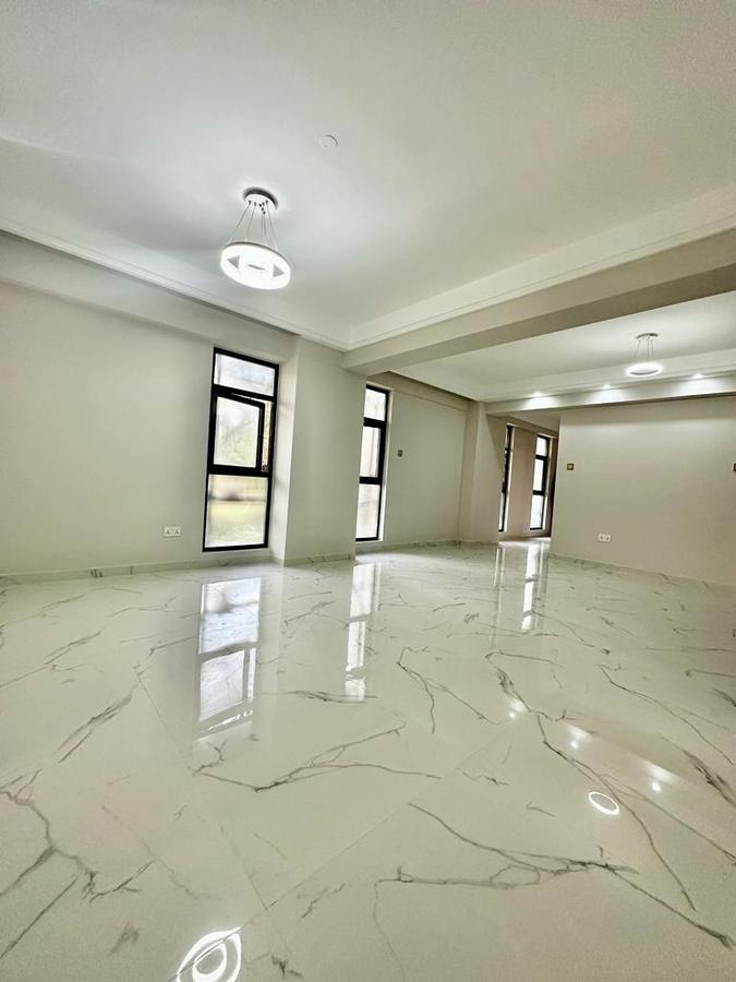 3 Bed Apartment with Gym in Kilimani - 2