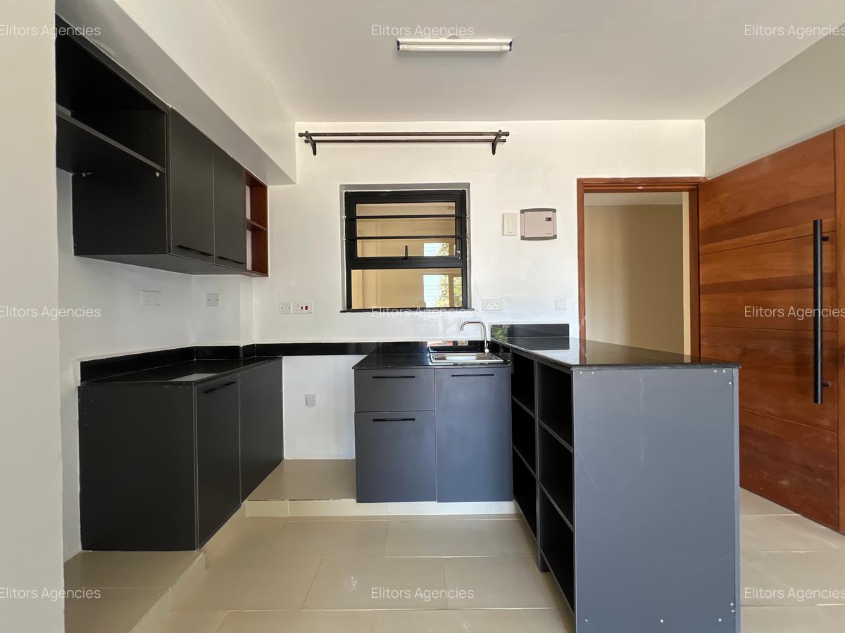 2 Bed Apartment with En Suite at Kirawa Road - 3