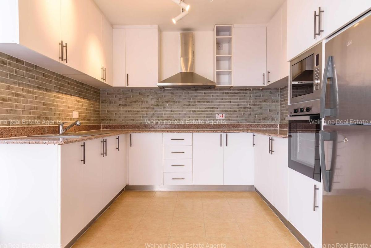 5 Bed Villa with En Suite at Katani Road - 10