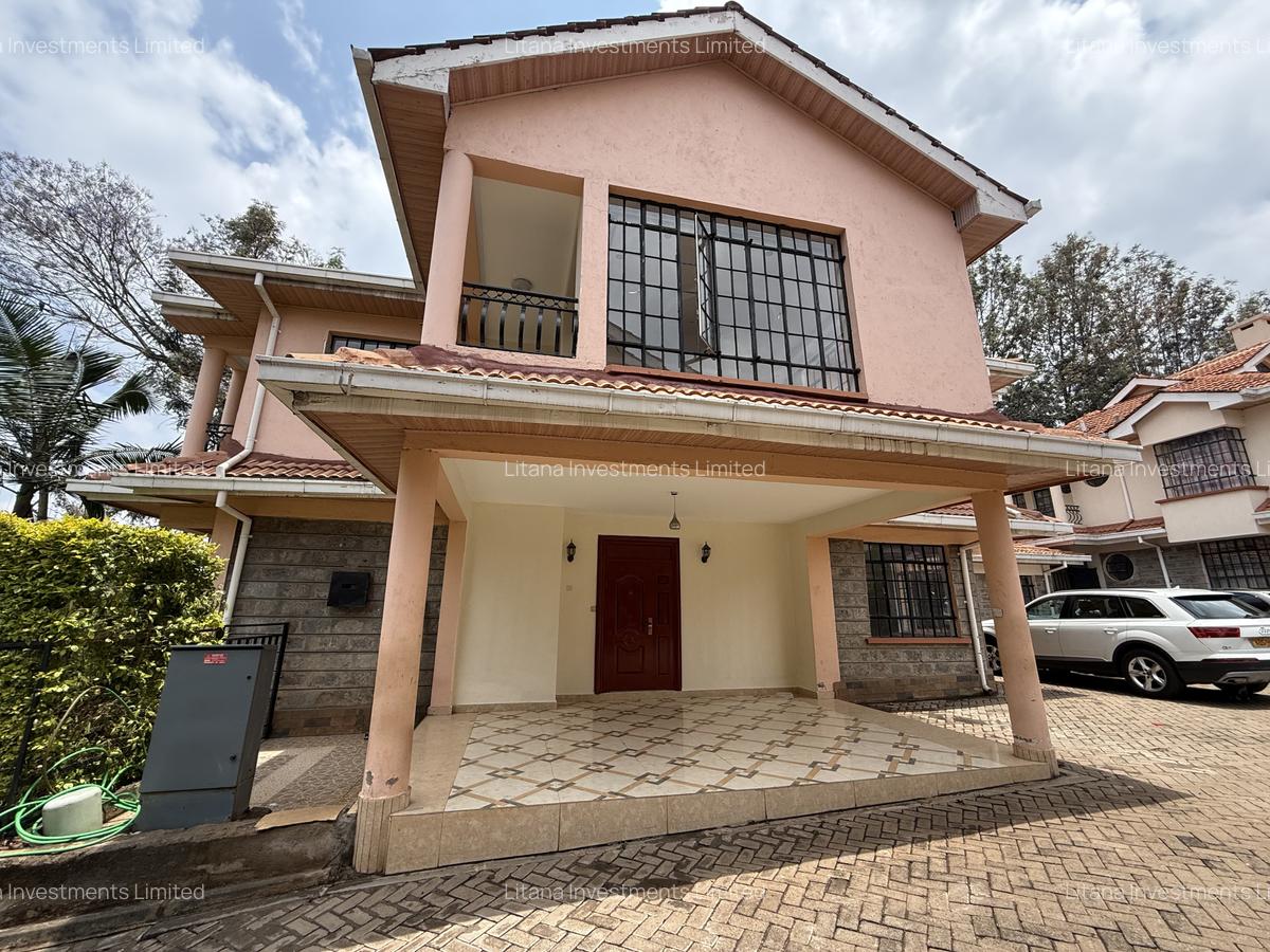 5 Bed Townhouse with En Suite in Lavington - 1