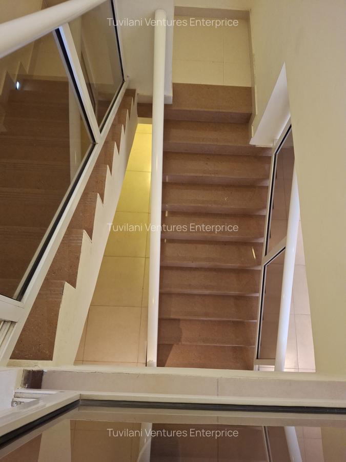 Serviced 3 Bed Apartment with En Suite at Nyali Mombasa - 18