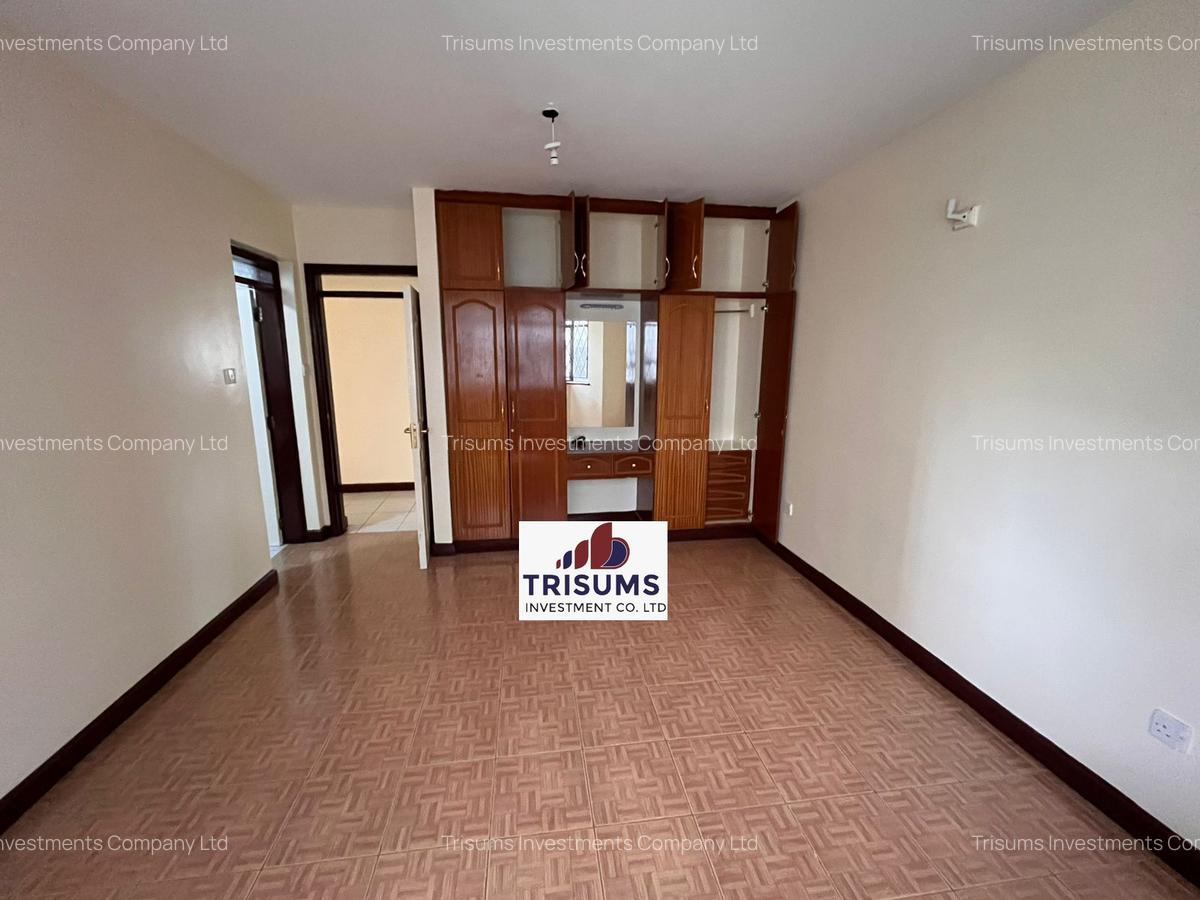 4 Bed Apartment with En Suite at Rhapta Road - 5