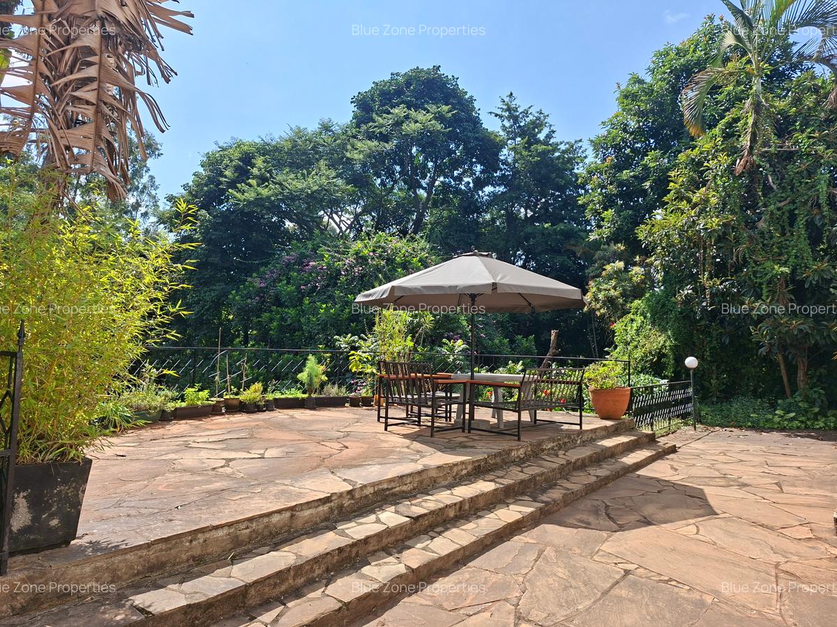 5 Bed Townhouse with En Suite at Ibis Crescent - 3