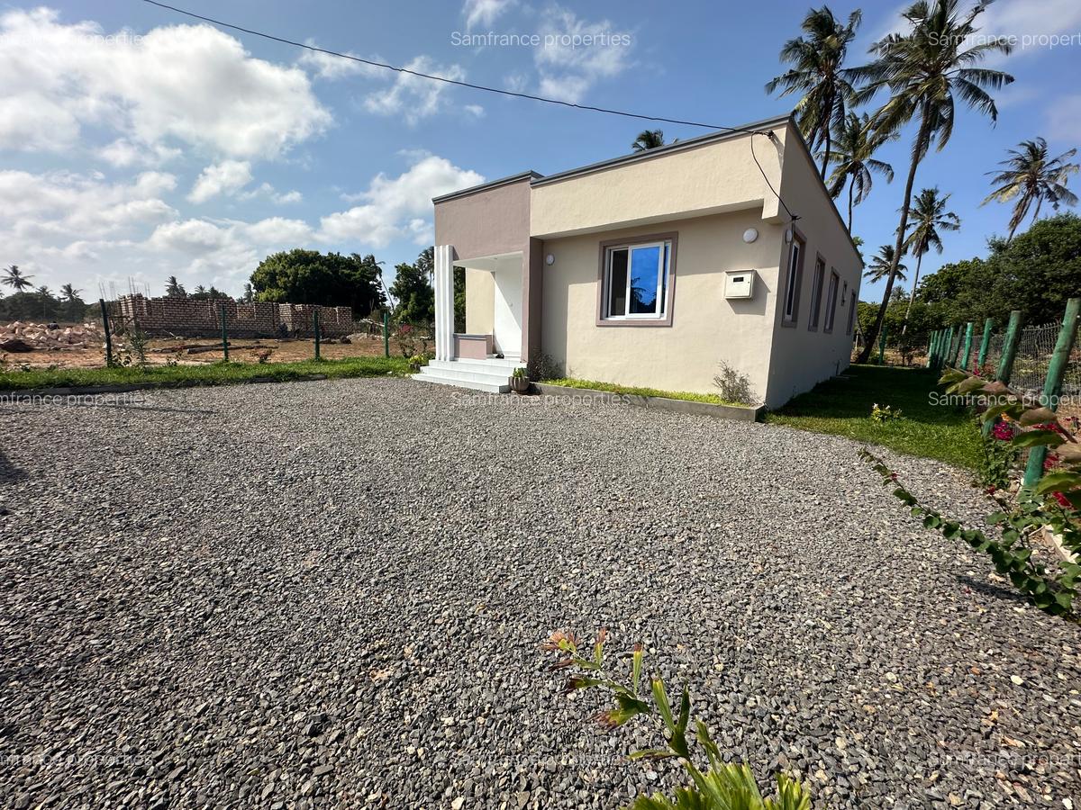 3 Bed Townhouse with Swimming Pool at Kilifi - 11