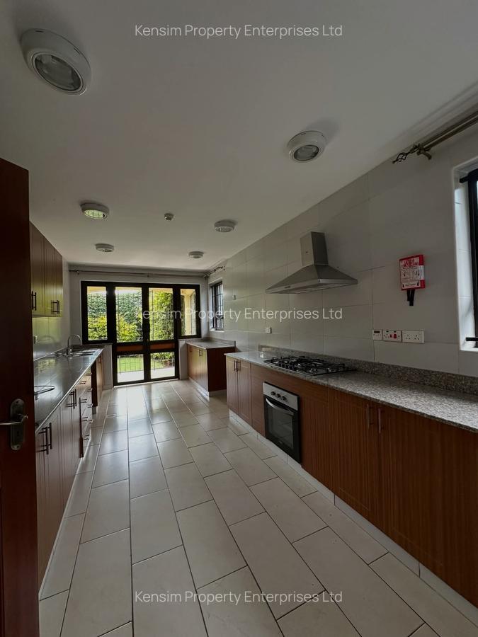 4 Bed Townhouse with En Suite in Runda - 5