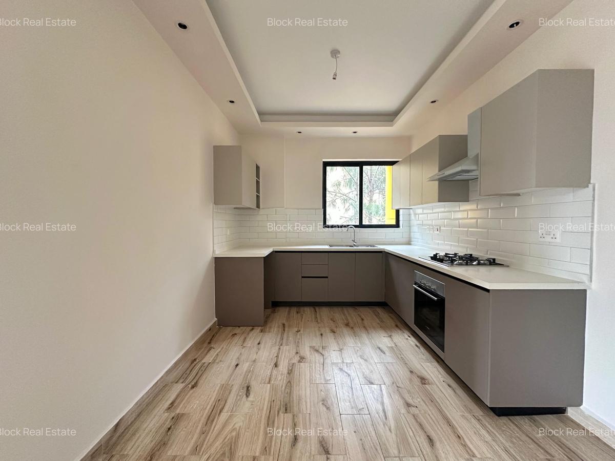 2 Bed Apartment with En Suite in Kilimani - 3