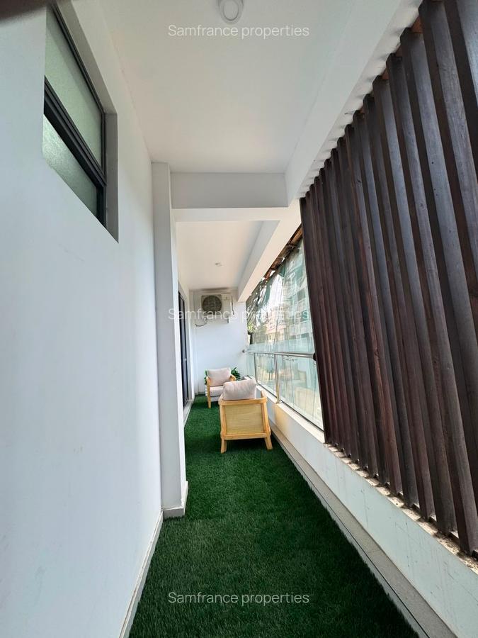 Serviced 3 Bed Apartment with En Suite at Tudor - 9