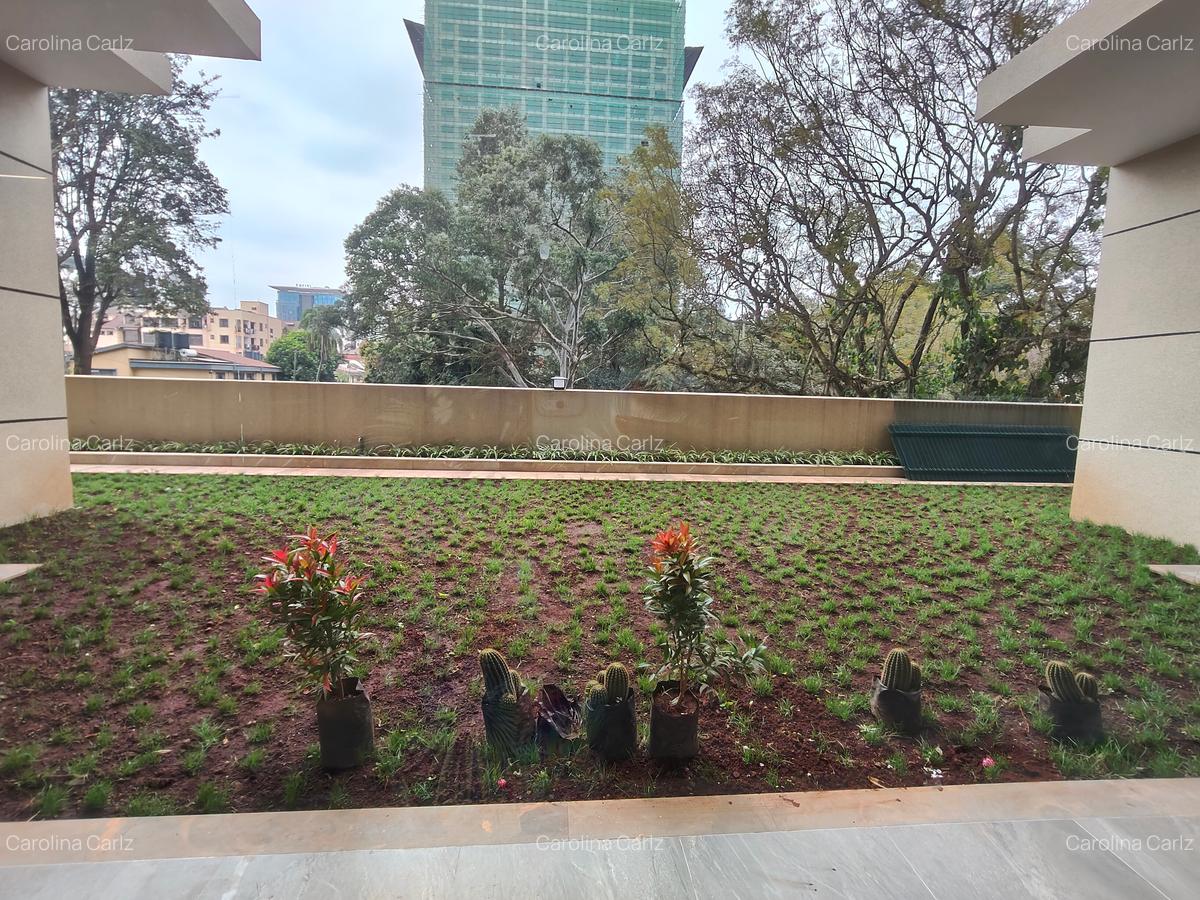 2 Bed Apartment with En Suite at Mwanzi Road Off Peponi Road - 17