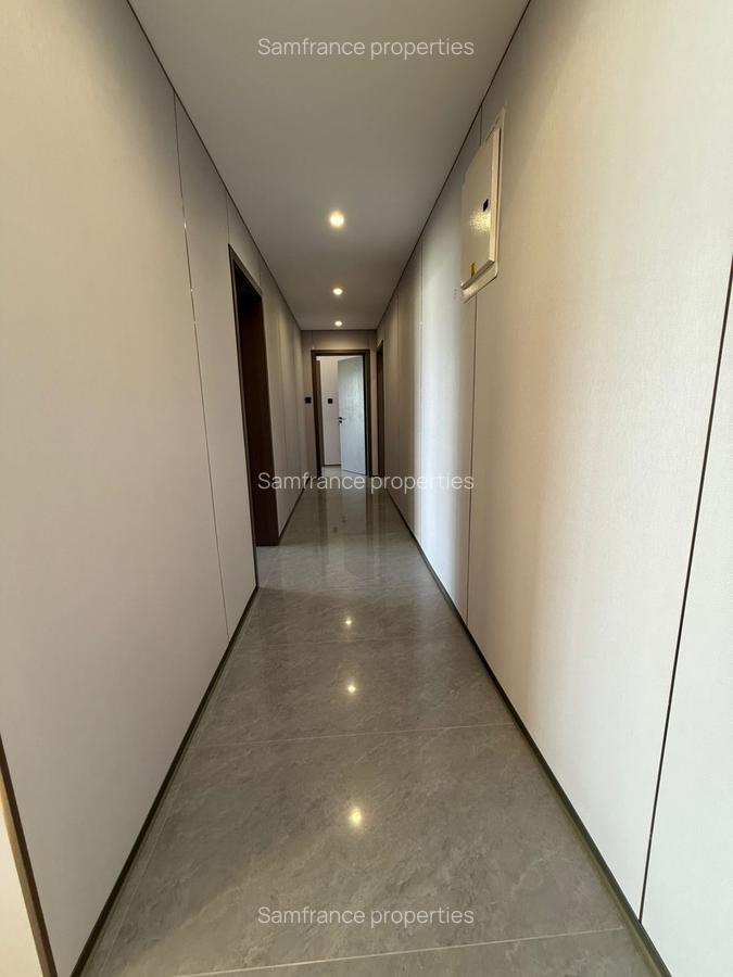 Serviced 2 Bed Apartment with En Suite at Mount Kenya Road - 9