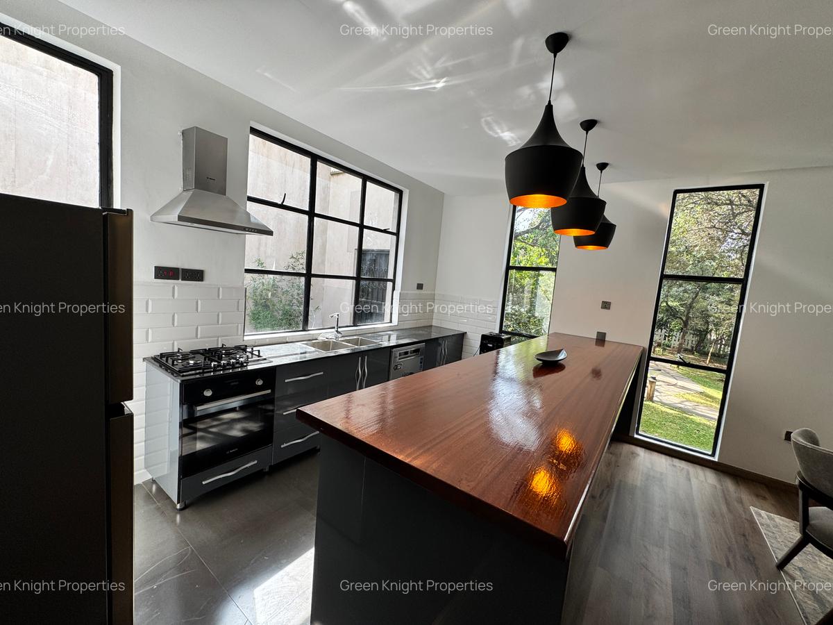 3 Bed House with En Suite in Karen Hardy - 15