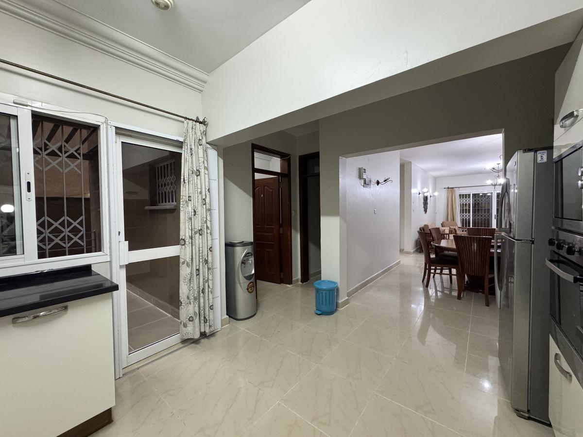 Furnished 3 Bed Apartment with En Suite in Kileleshwa - 9