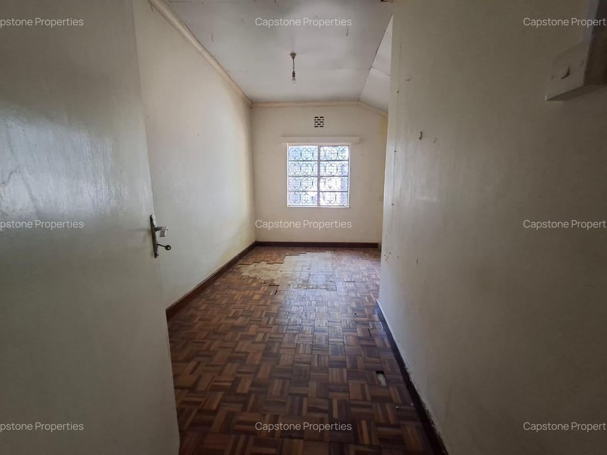 3 Bed House with En Suite in Spring Valley - 8