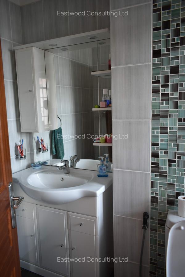 3 Bed Apartment with En Suite at Suswa Road - 7