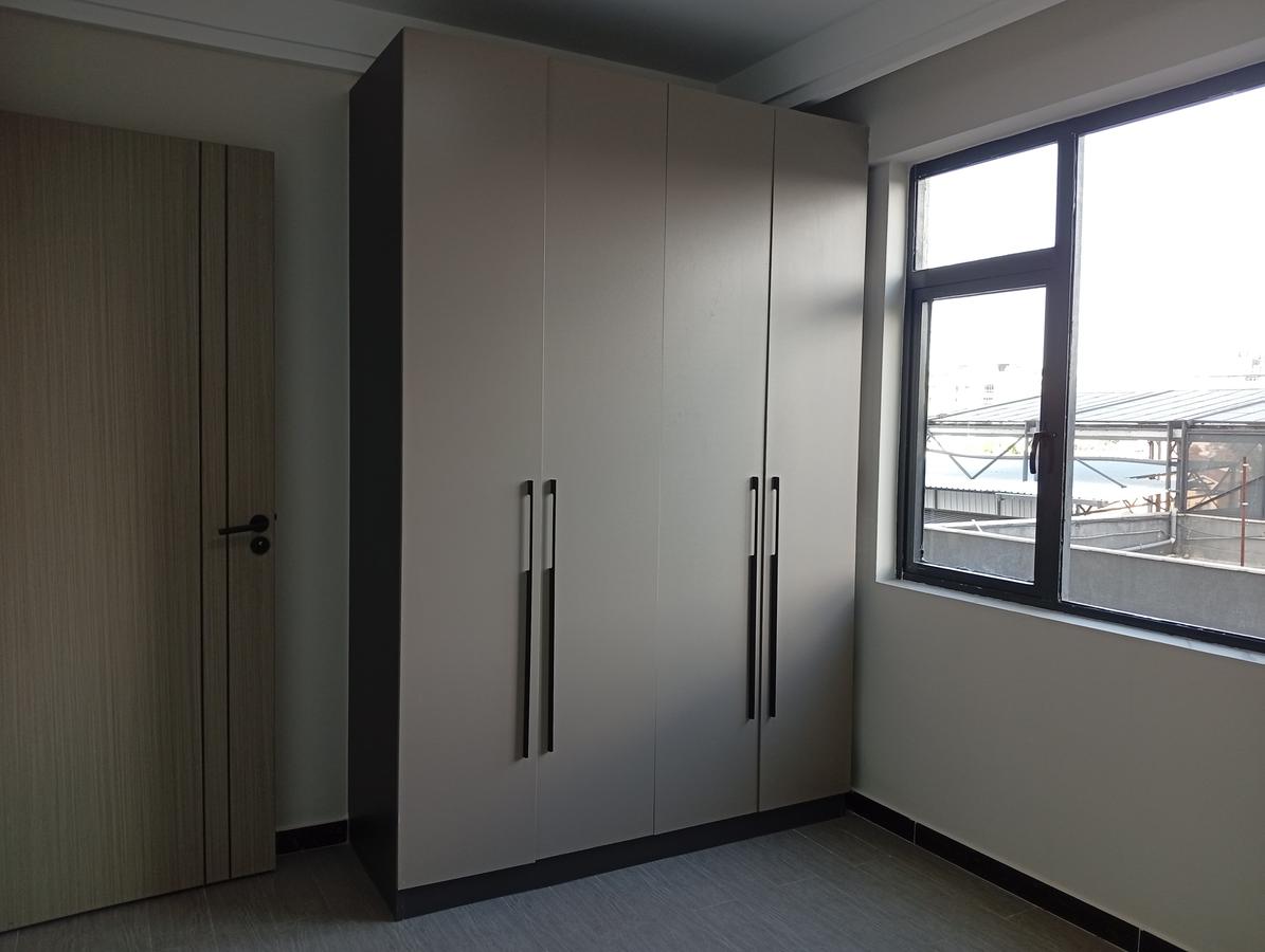 1 Bed Apartment with Gym in Kilimani - 10