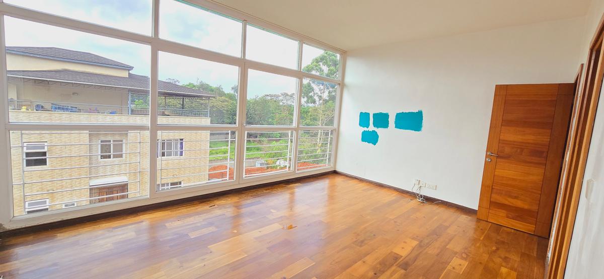 5 Bed Townhouse with En Suite at Convent Drive - 11