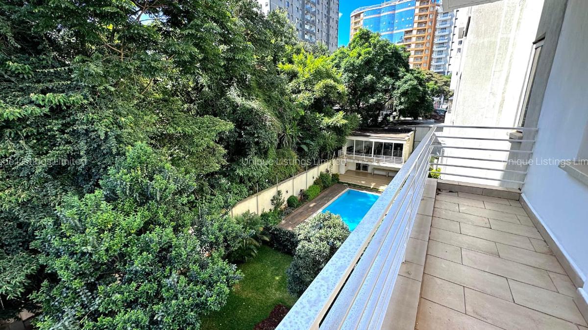 4 Bed Apartment with En Suite in Lavington - 15