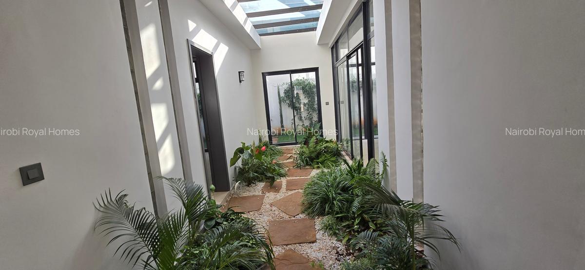 5 Bed Townhouse with En Suite at Lavington Green - 3