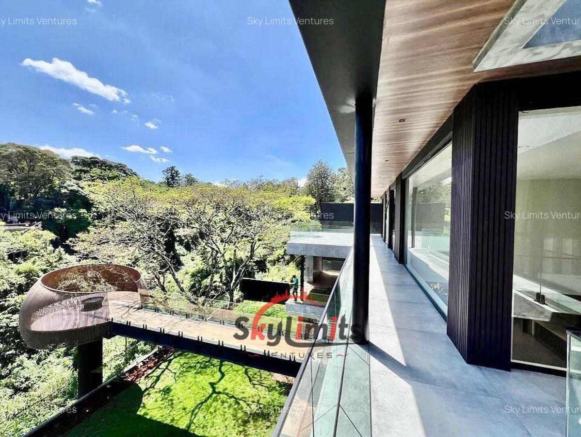 5 Bed Villa with En Suite in Kitisuru - 3