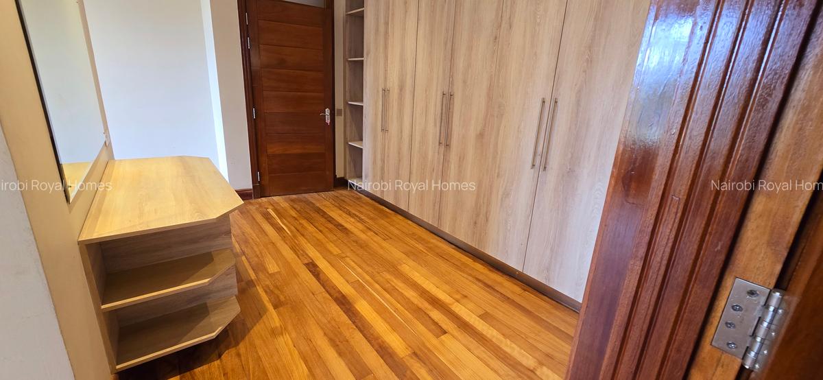 4 Bed Townhouse with En Suite at Convent Drive - 18