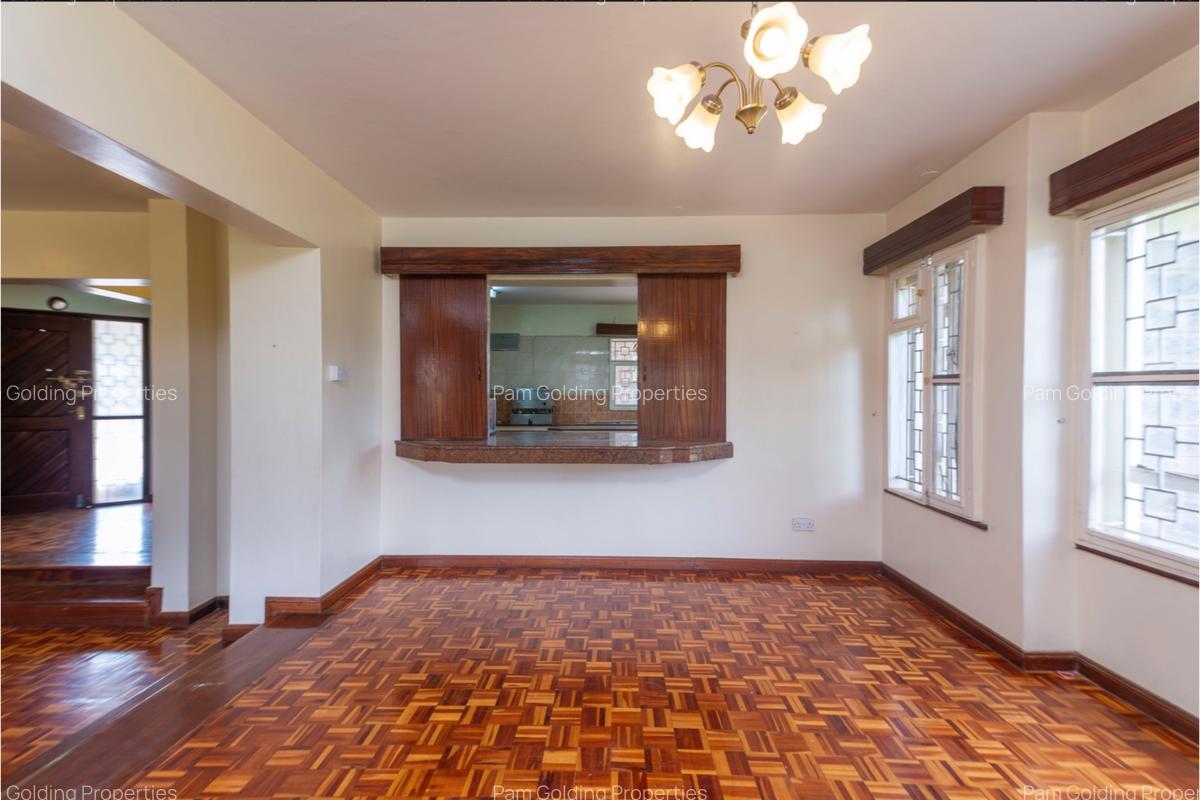 4 Bed House with En Suite in Runda - 5