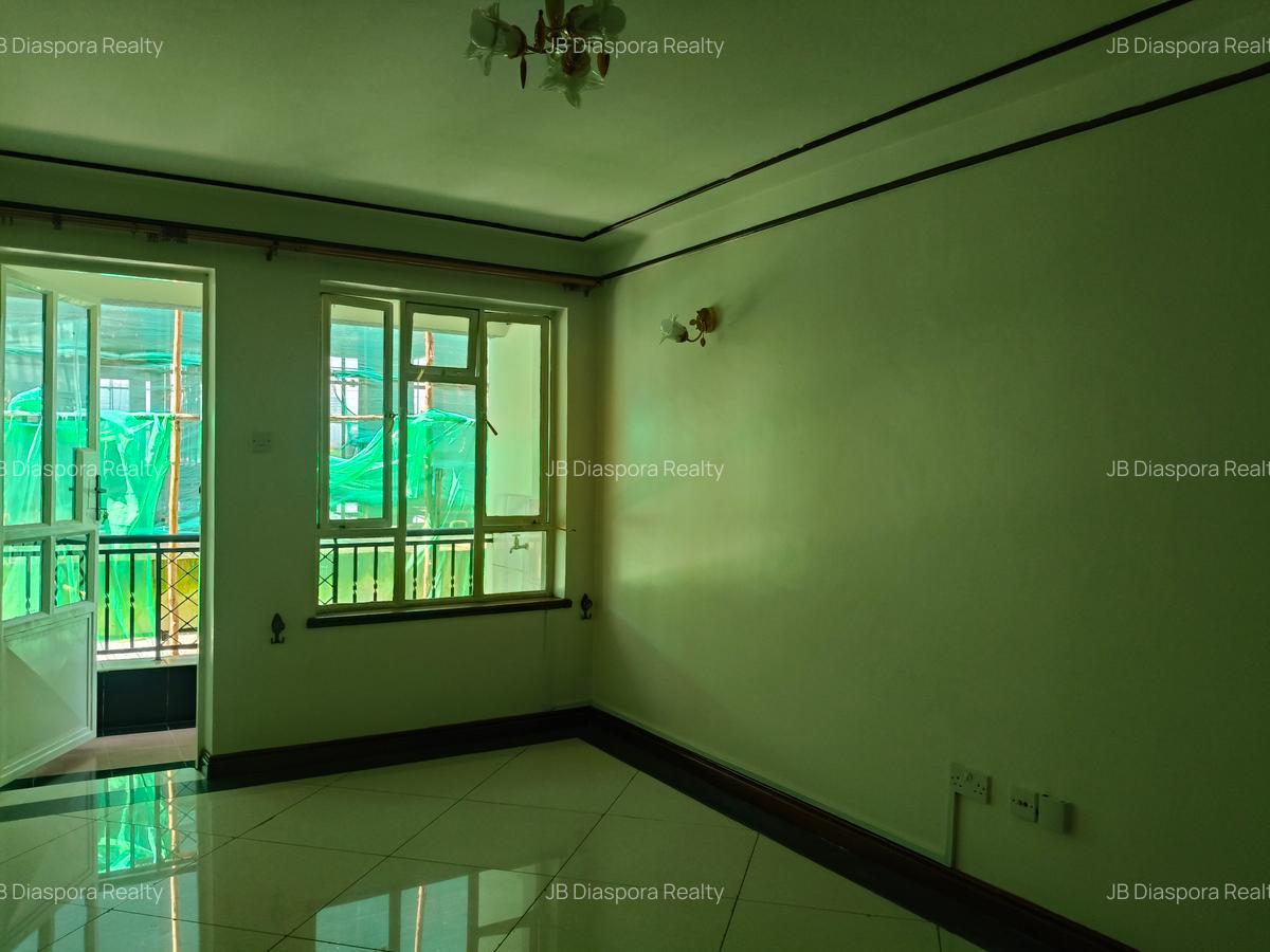 1 Bed Apartment with En Suite at School Lane - 1