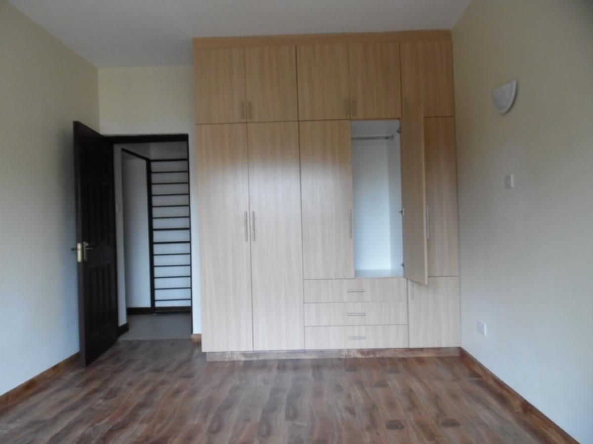 3 Bed Apartment with En Suite at Kilimani - 6