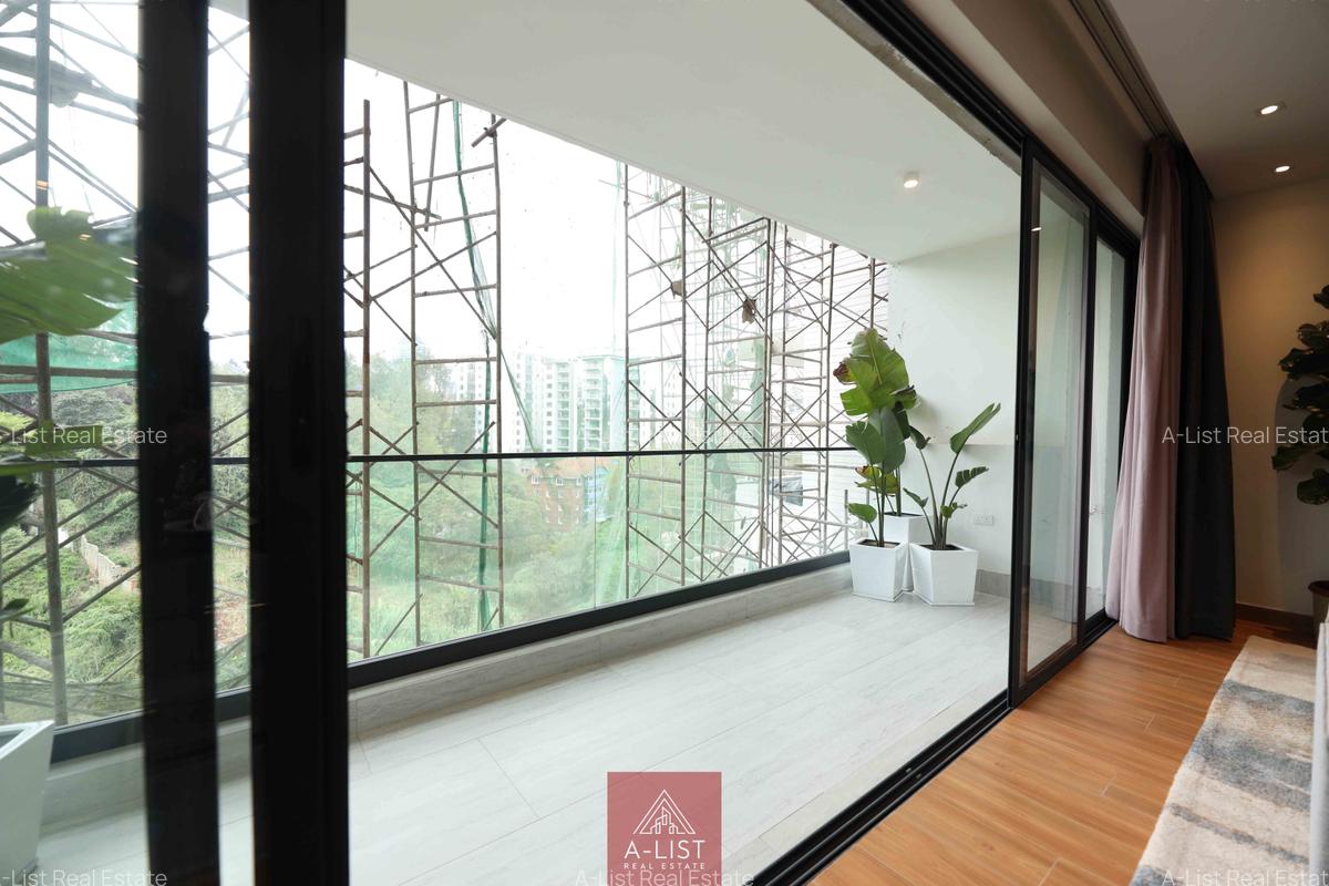 3 Bed Apartment with En Suite at Riverside Drive - 14