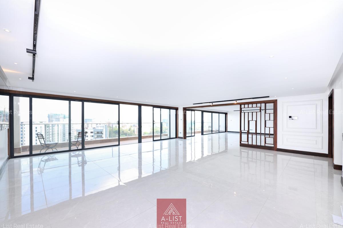 5 Bed Apartment with En Suite at Nyando Road - 1