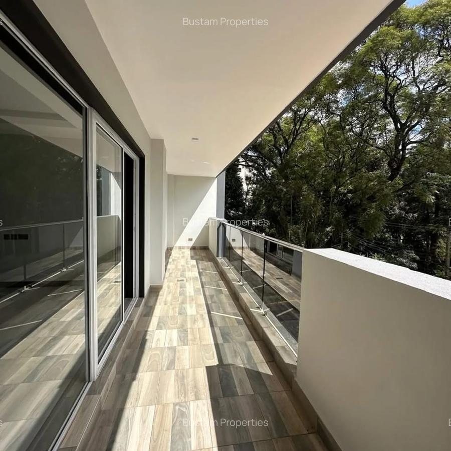 2 Bed Apartment with En Suite in Riverside - 6