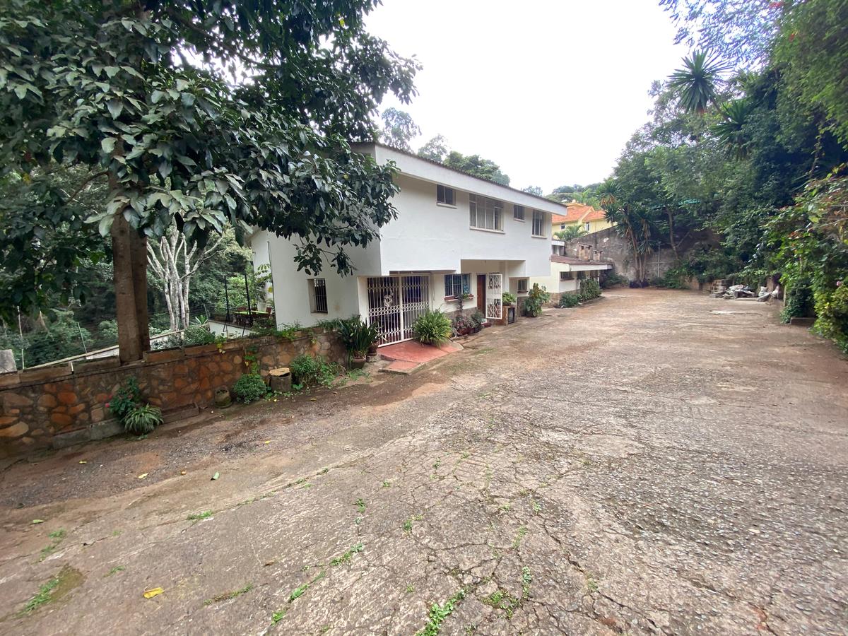 4 Bed Townhouse with En Suite at Peponi Road - 12