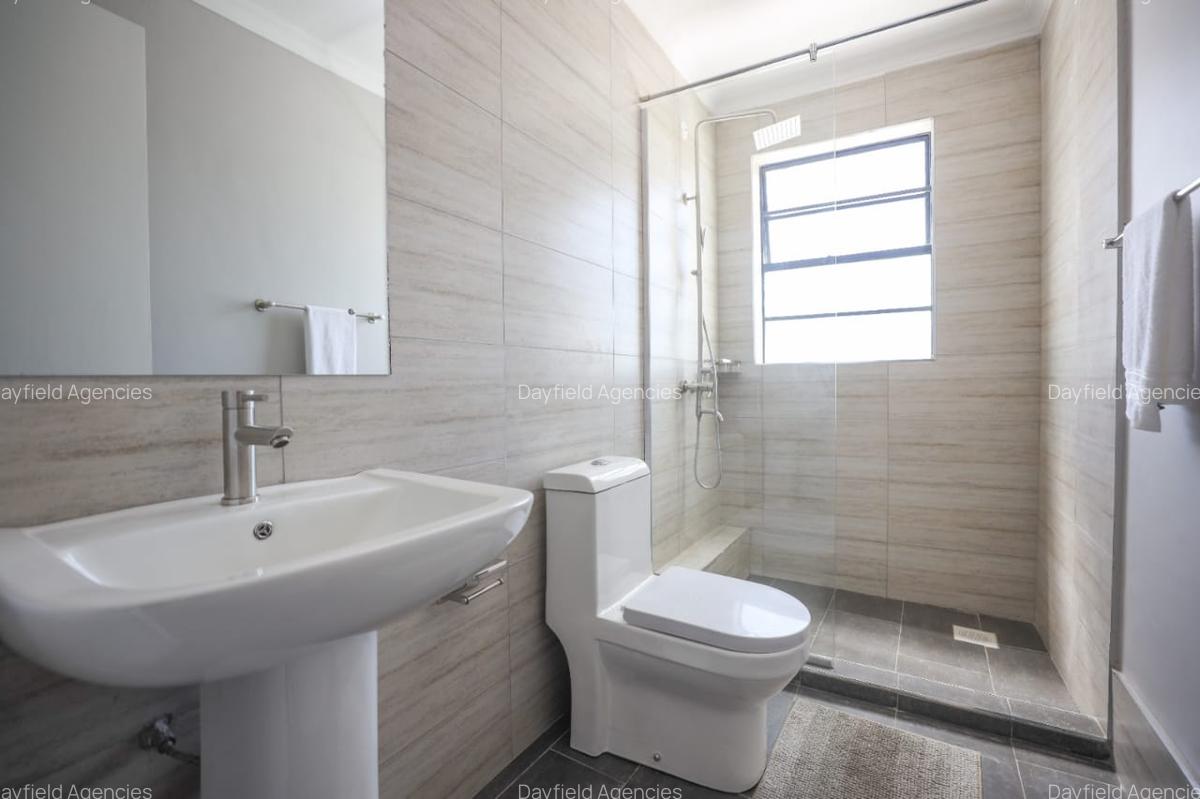 4 Bed House with En Suite in Kitengela - 6