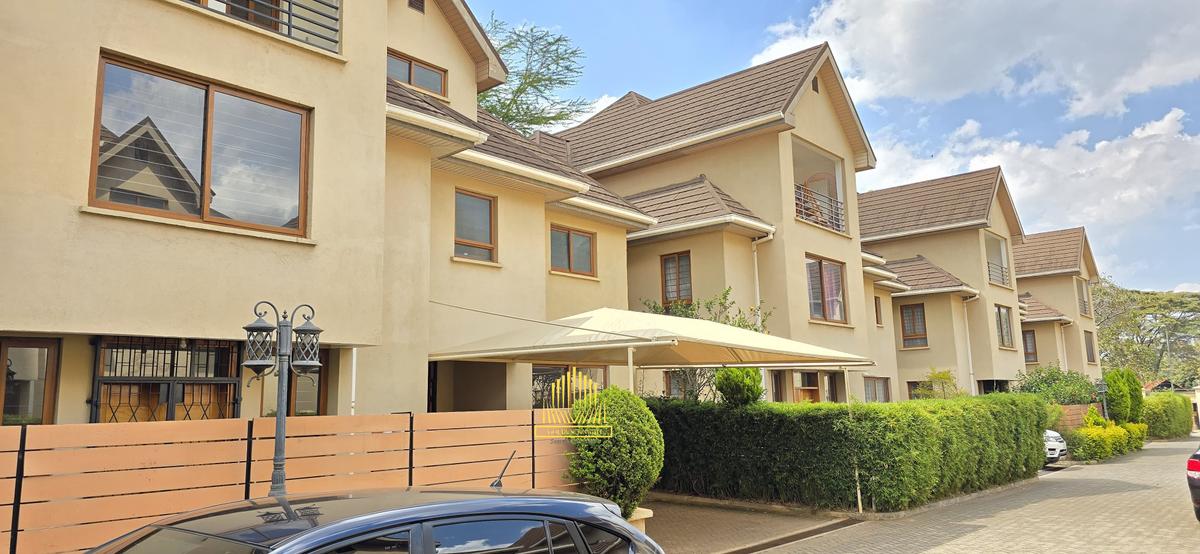 5 Bed Townhouse with En Suite in Lavington - 1