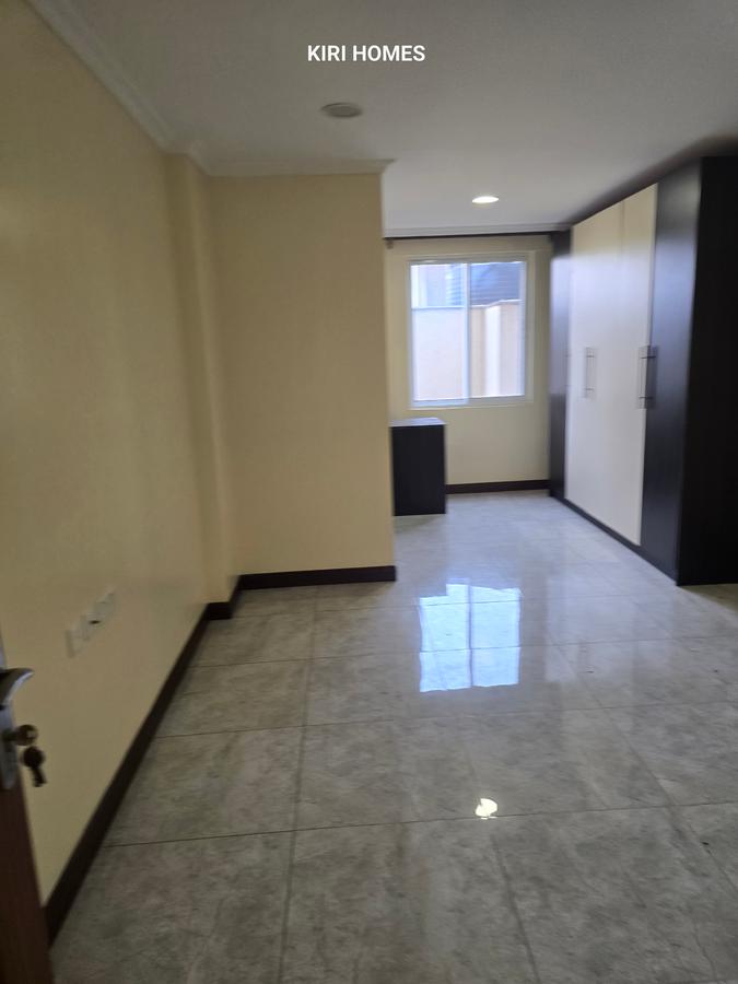 4 Bed Apartment with En Suite in Lavington - 19