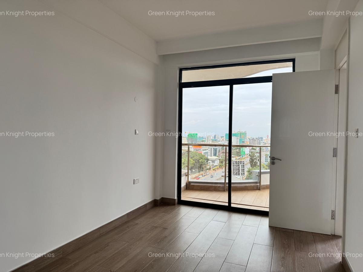 Serviced 2 Bed Apartment with En Suite in Westlands Area - 4