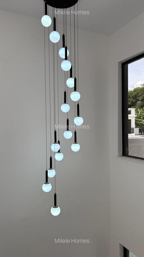 5 Bed Villa with En Suite in Lavington - 6