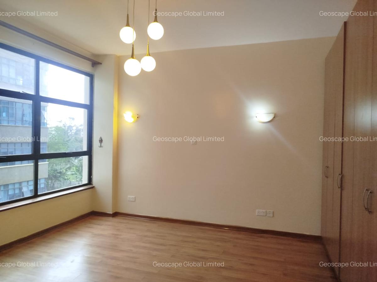 4 Bed Apartment with En Suite in Westlands Area - 5