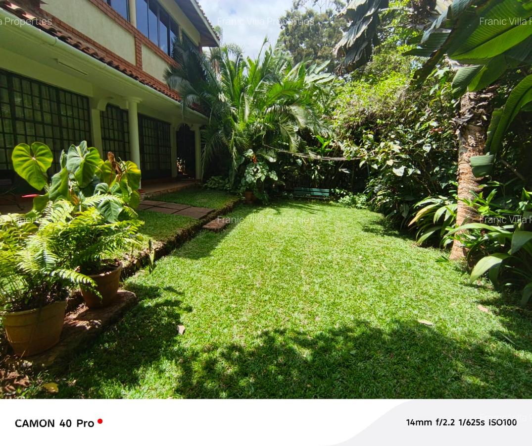 2 Bed House with En Suite at Hill View - 5