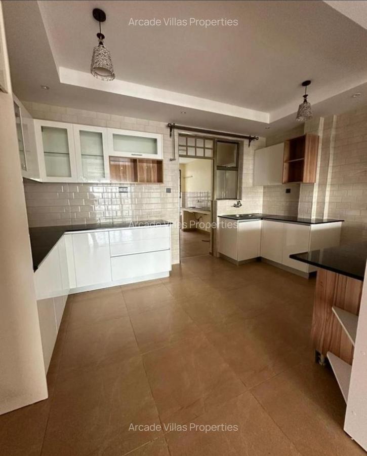 3 Bed Apartment with En Suite in Kileleshwa - 4