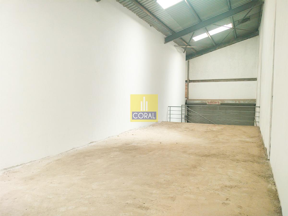 Warehouse with Parking in Jogoo Road - 3