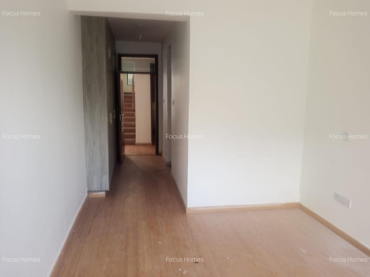 4 Bed Townhouse with En Suite in Lavington - 18