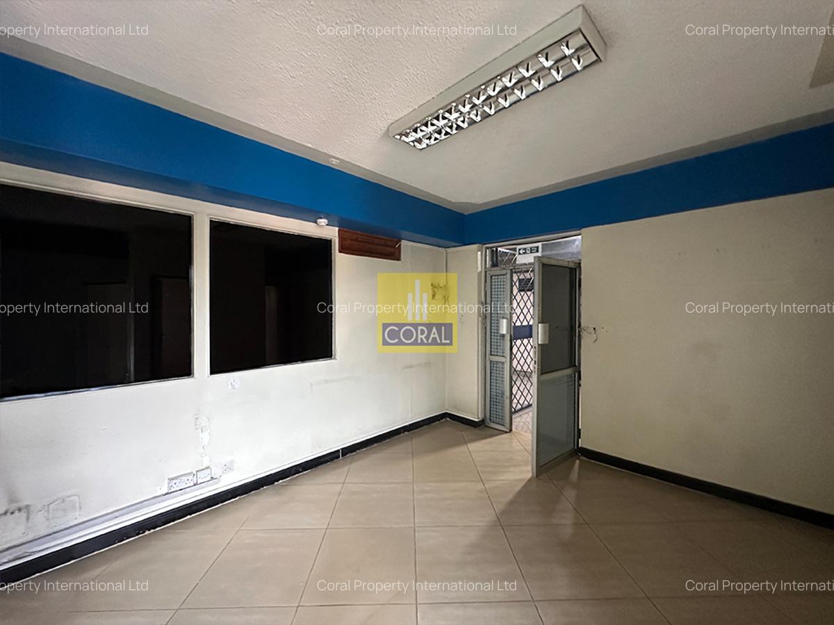 Office in Parklands - 8