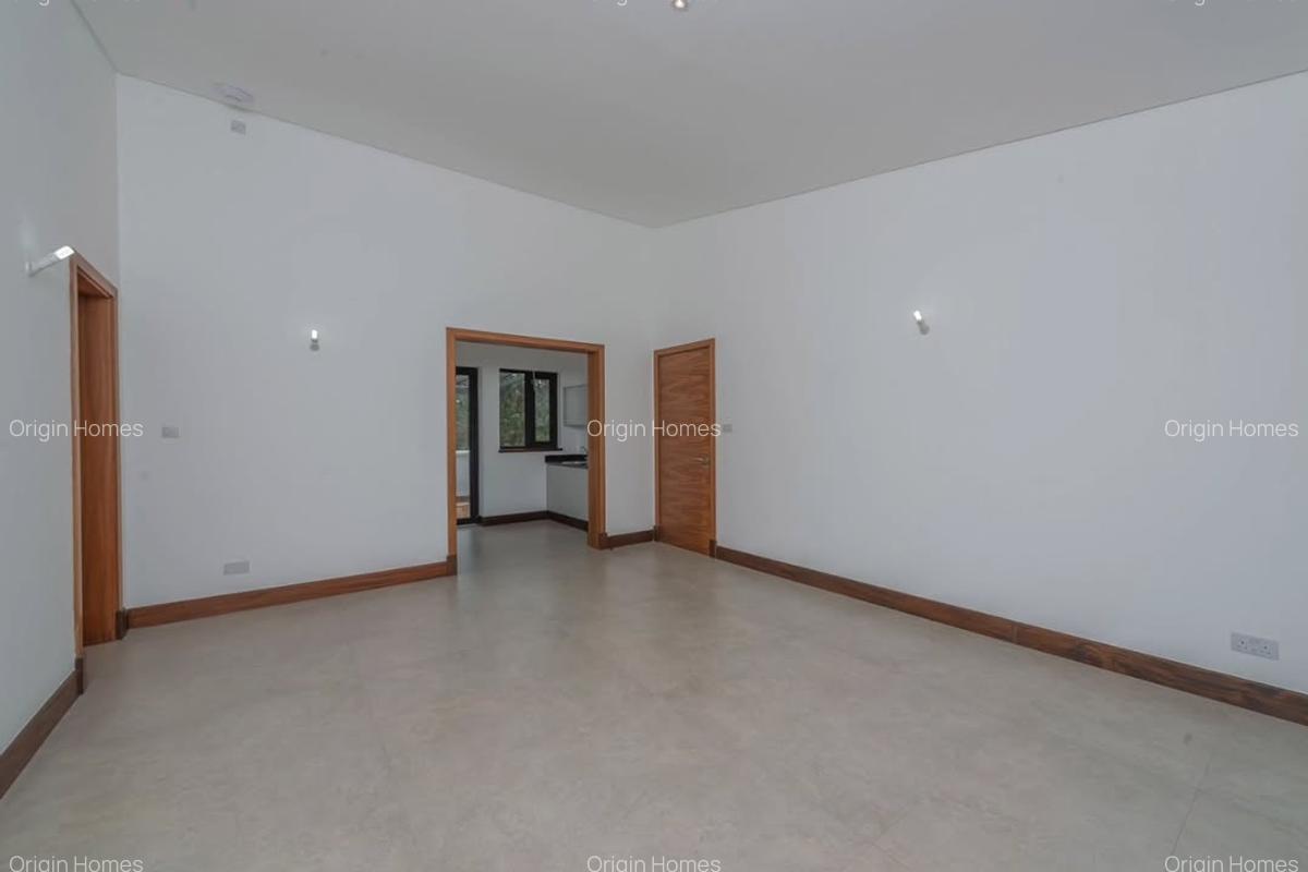 5 Bed Townhouse with En Suite at Kitisuru - 7