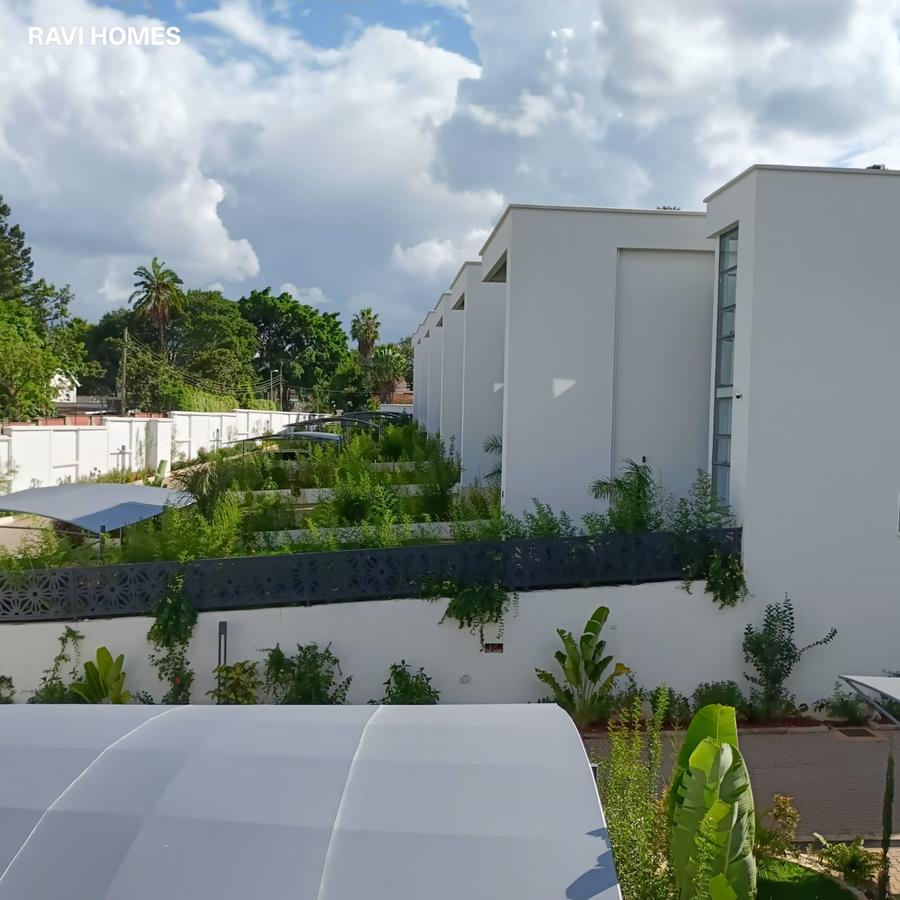 5 Bed Villa with En Suite at Ndoto Road - 18