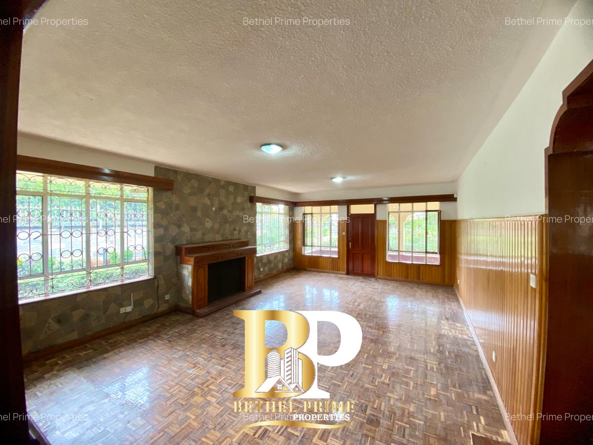 5 Bed House with En Suite in Nyari - 17