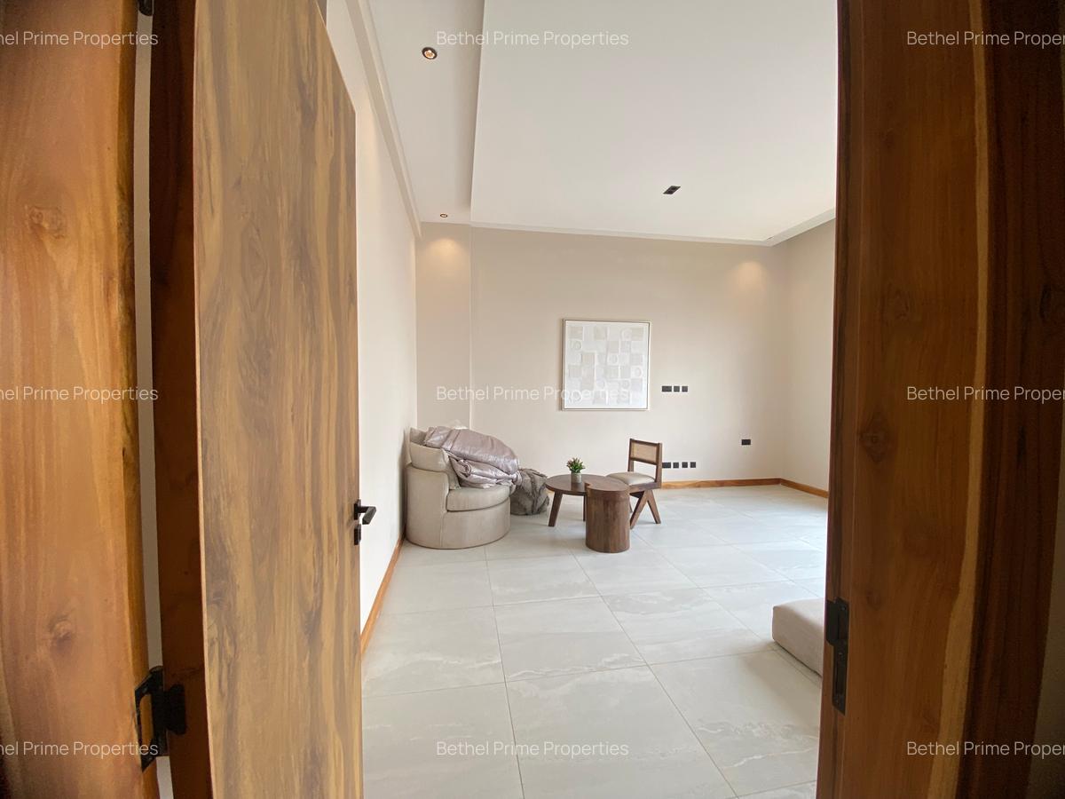 4 Bed Apartment with En Suite in Loresho - 9