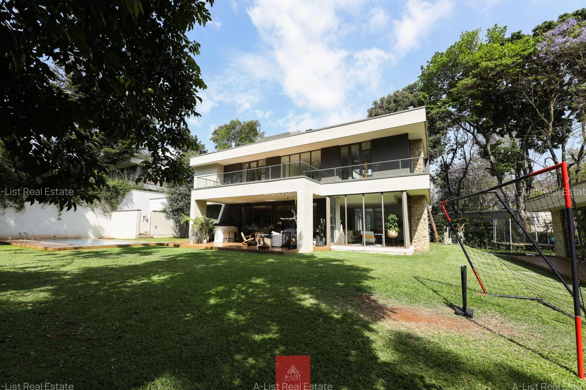 5 Bed Villa with En Suite at Miotoni - 5