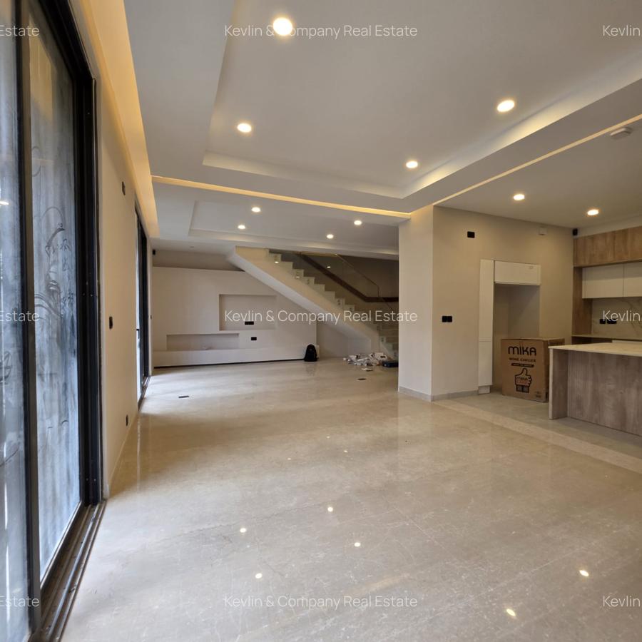 5 Bed Townhouse with En Suite in Westlands Area - 5