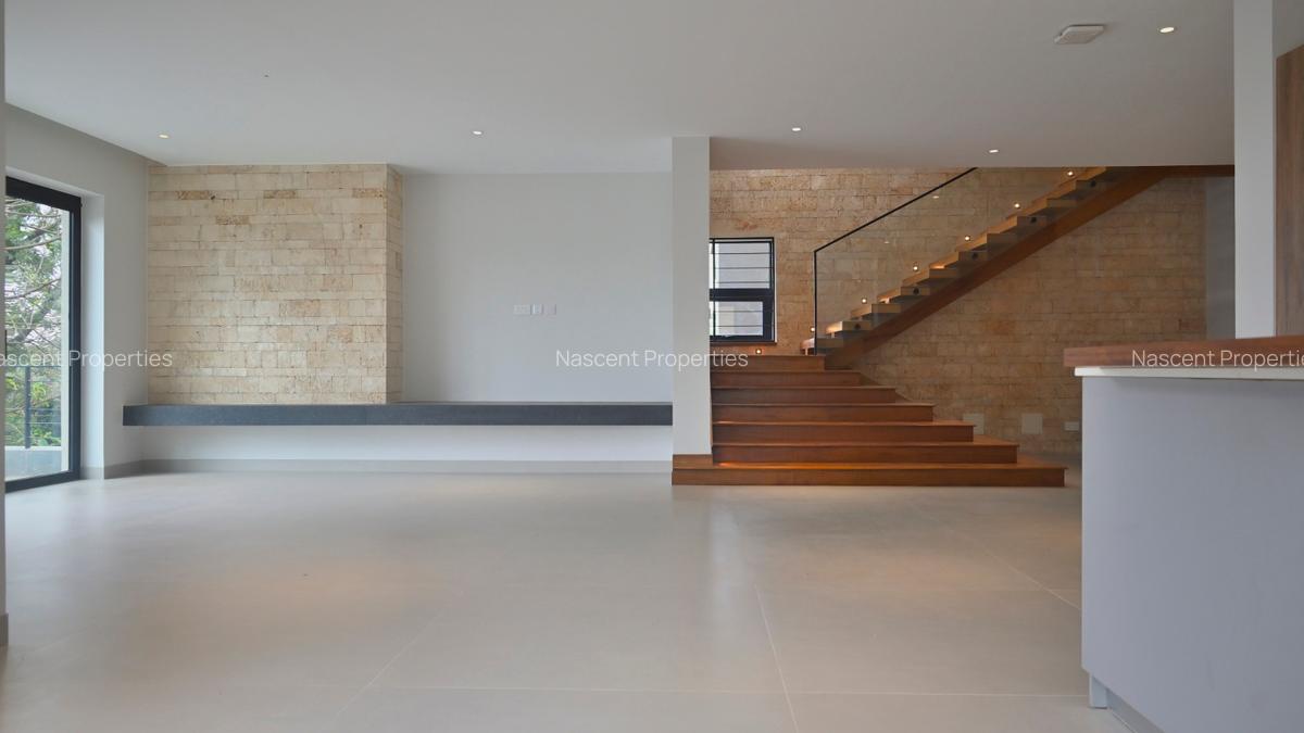 4 Bed Villa with En Suite in Loresho - 11