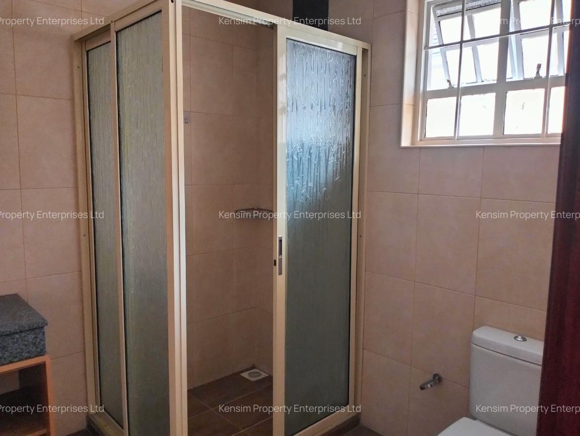 4 Bed Townhouse with En Suite in Lavington - 16