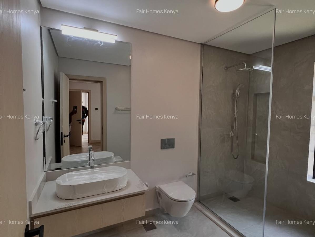 5 Bed Townhouse with En Suite at Convent Drive - 18
